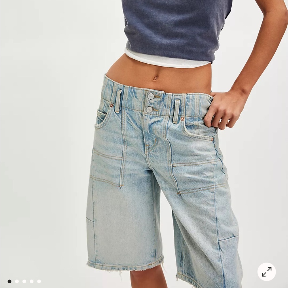 Free People We The Free Extreme Measures Barrel Shorts - Picture 6 of 16